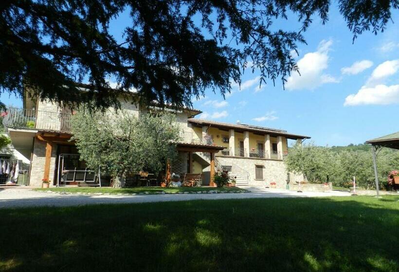 ホテル Agriturismo La Rocca Assisi