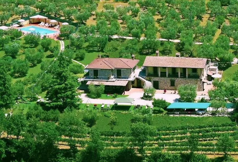 ホテル Agriturismo La Rocca Assisi