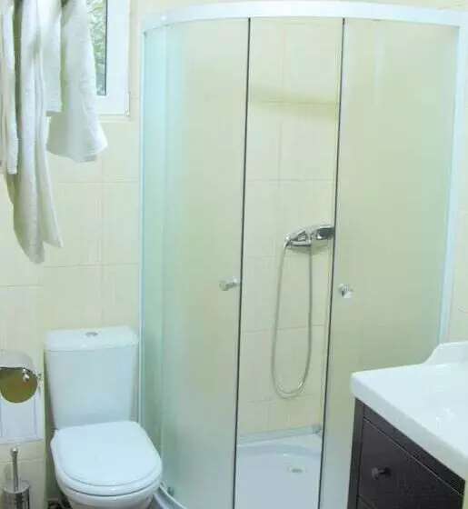 Majatalo Alyans Guest House