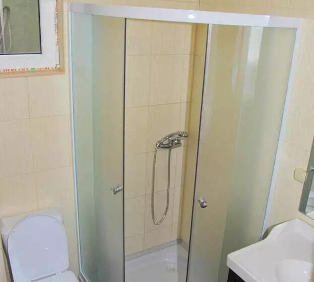 Majatalo Alyans Guest House