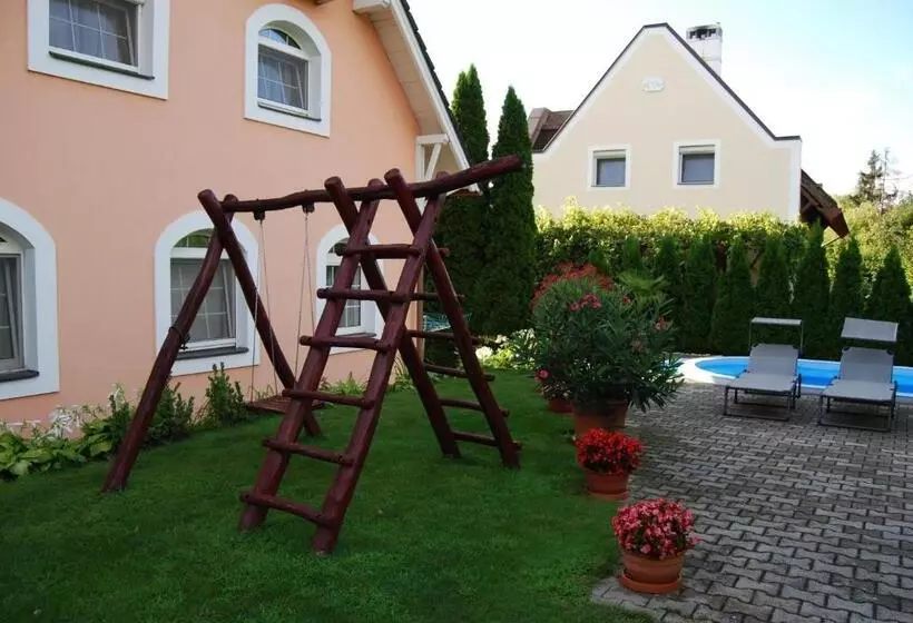 Majatalo Barackvirág Vendégház