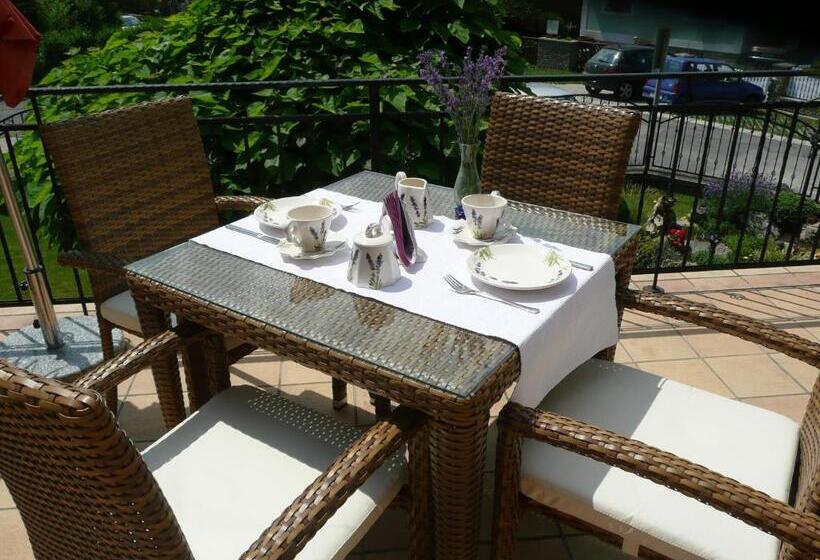 Pensjonat Barackvirág Vendégház