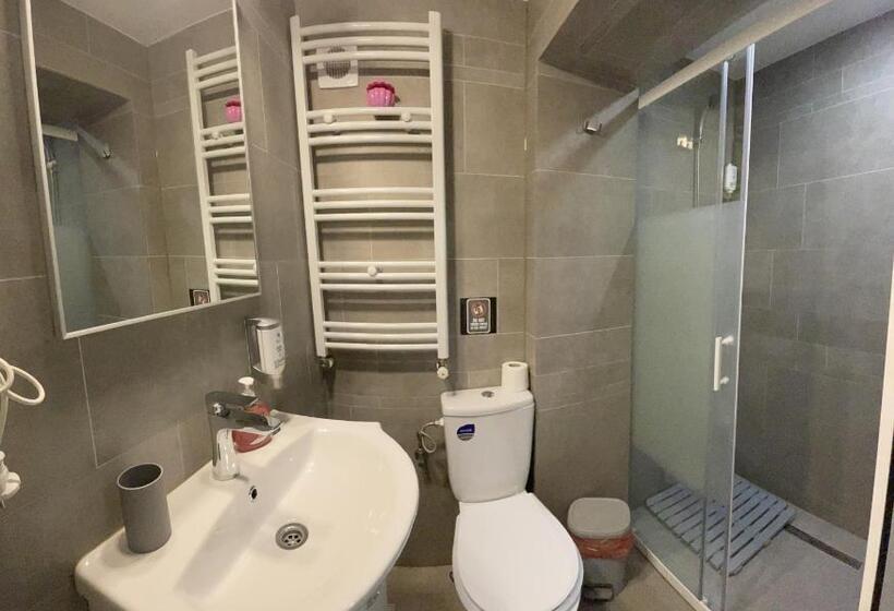 بنسيون Casa Anne Marie