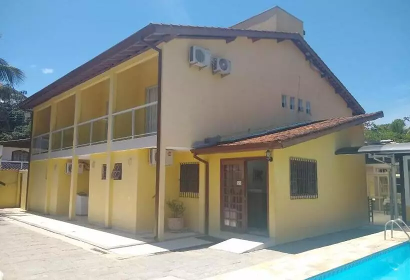 Majatalo Ipê Suites Juquehy