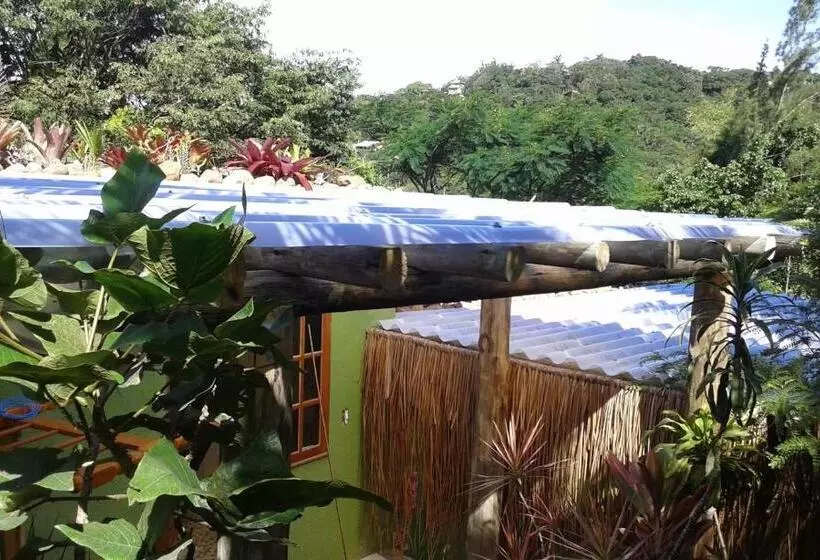 ペンション Morada Crisálida