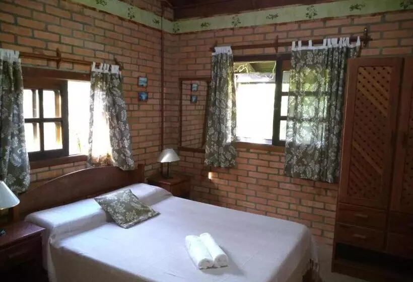 ペンション Morada Crisálida