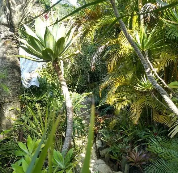 ペンション Morada Crisálida