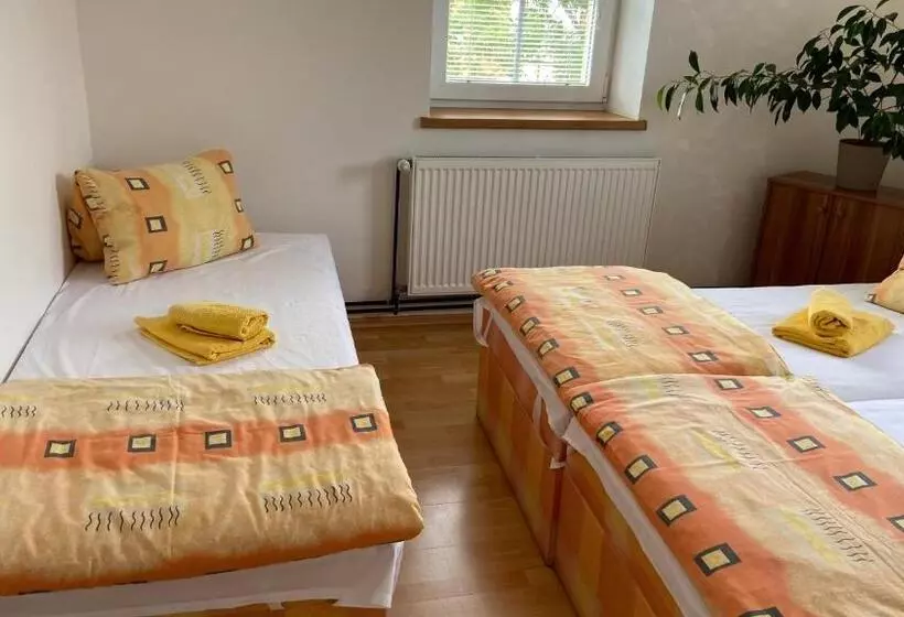 Majatalo Penzion Bamako