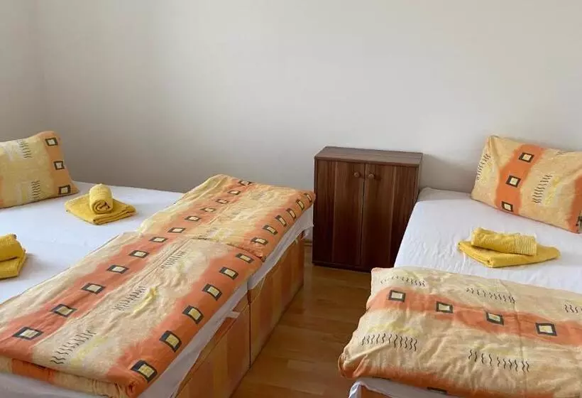 Majatalo Penzion Bamako