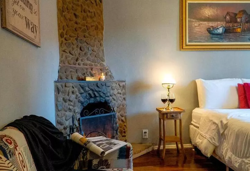 Majatalo Pousada Refúgio Das Aves