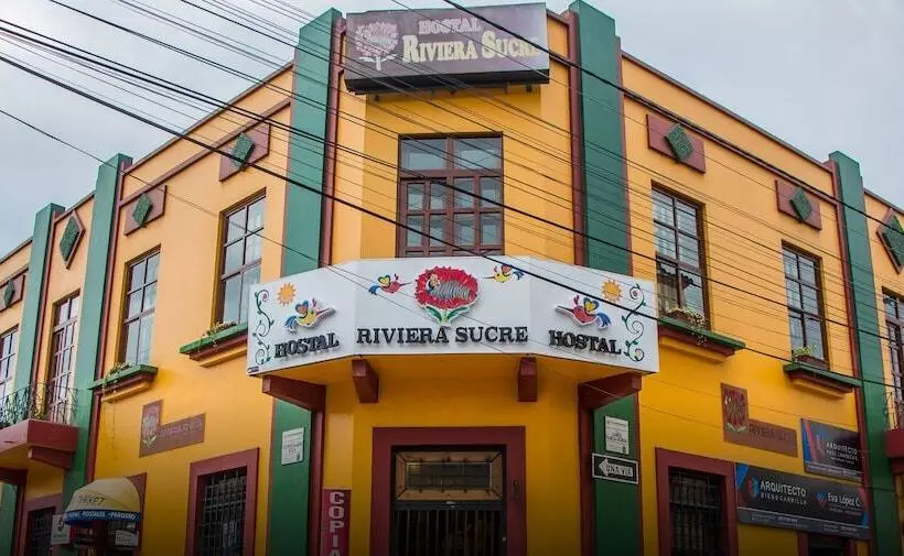 Retkeilymaja Hostal Riviera Sucre