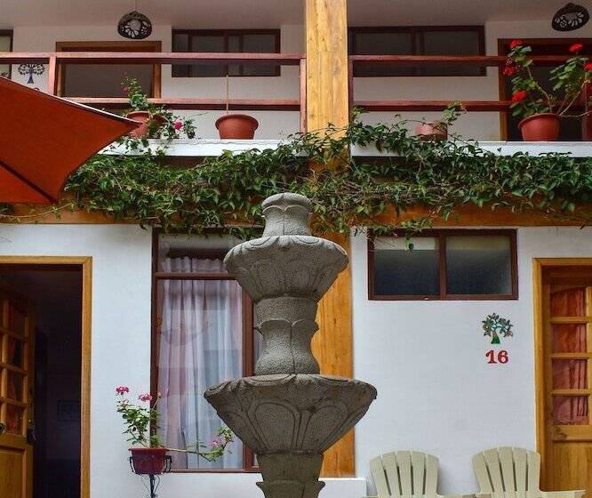 هاستل Hostal Riviera Sucre