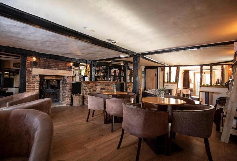 فندق صغير The Cock Inn