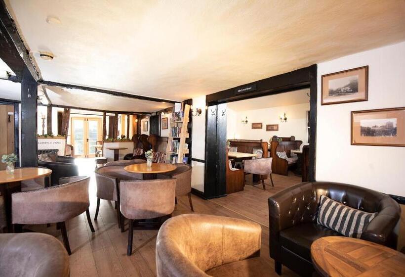 فندق صغير The Cock Inn