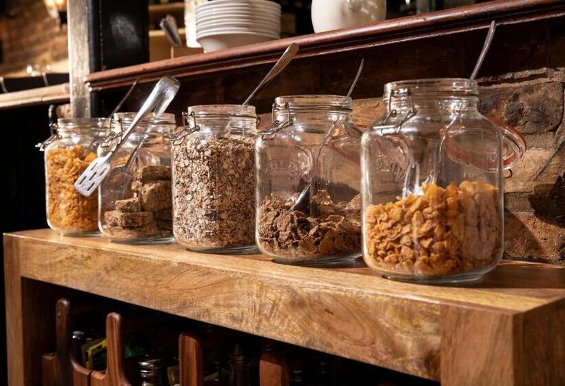 فندق صغير The Cock Inn