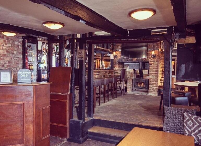 فندق صغير The Cock Inn