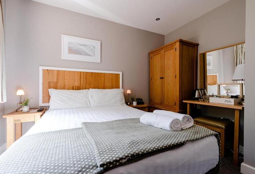 فندق صغير The Golden Lion, Newport, Pembrokeshire