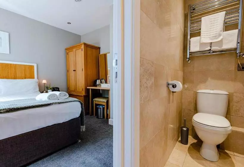 Retkeilymaja The Golden Lion, Newport, Pembrokeshire