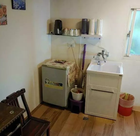 تختخواب و صبحانه 迦南民宿