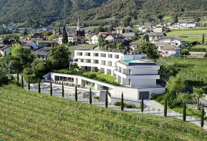 Aamiaismajoitus (B&B) Villa Weingarten