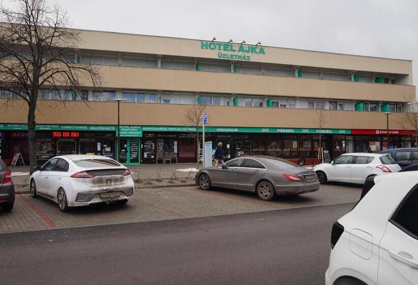 酒店 Ajka