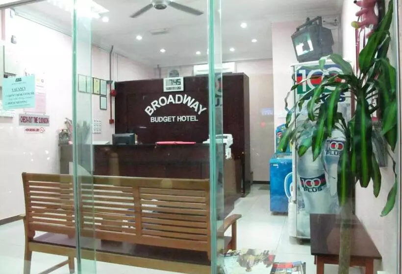 Hotell Broadway Budget