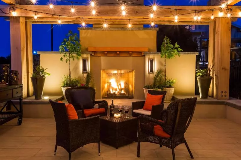 هتل The Lodge At Columbia Point