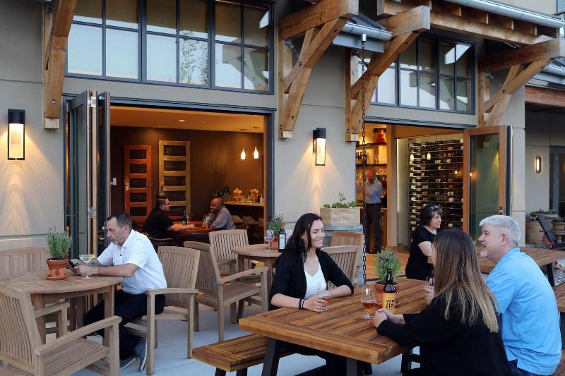 فندق The Lodge At Columbia Point