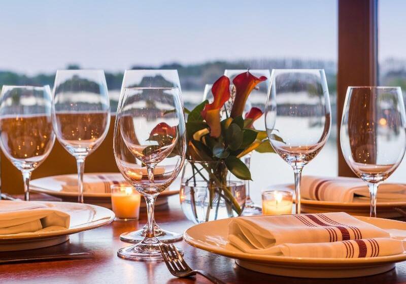 فندق The Lodge At Columbia Point