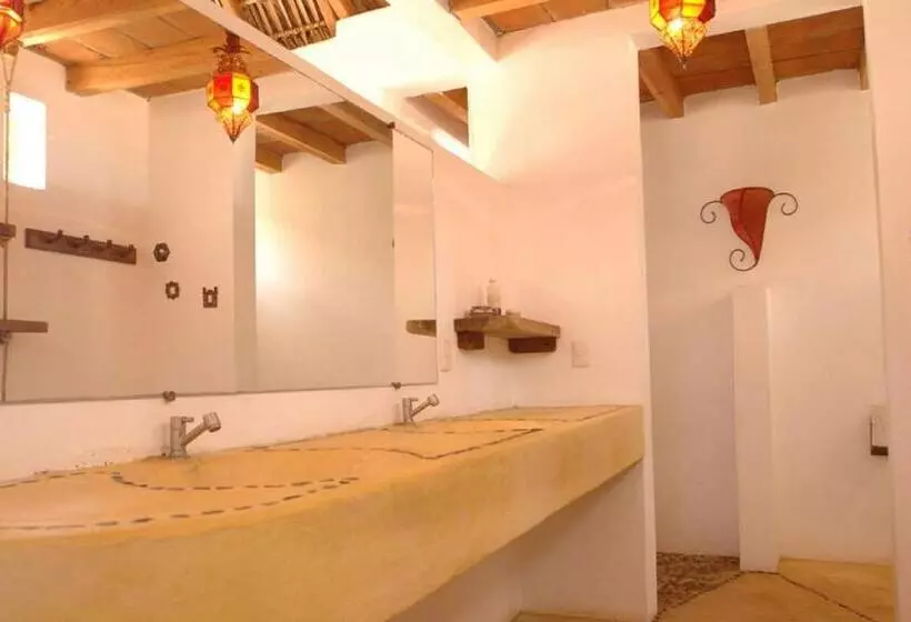 Hotelli Un Sueño Cabañas Del Pacífico