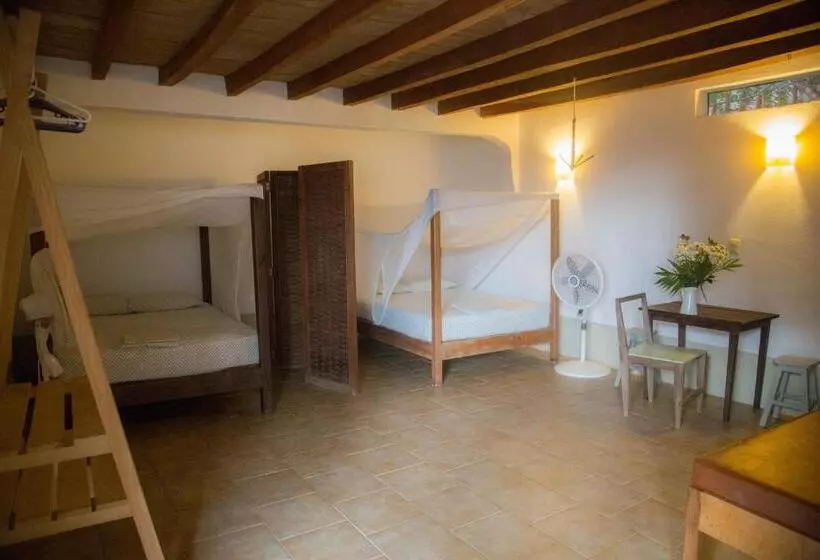 Hotelli Un Sueño Cabañas Del Pacífico