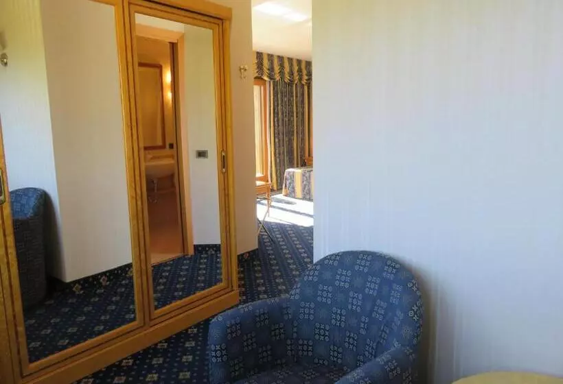 Hotelli Villa Selene