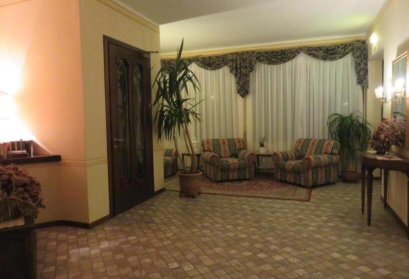 Отель Villa Selene