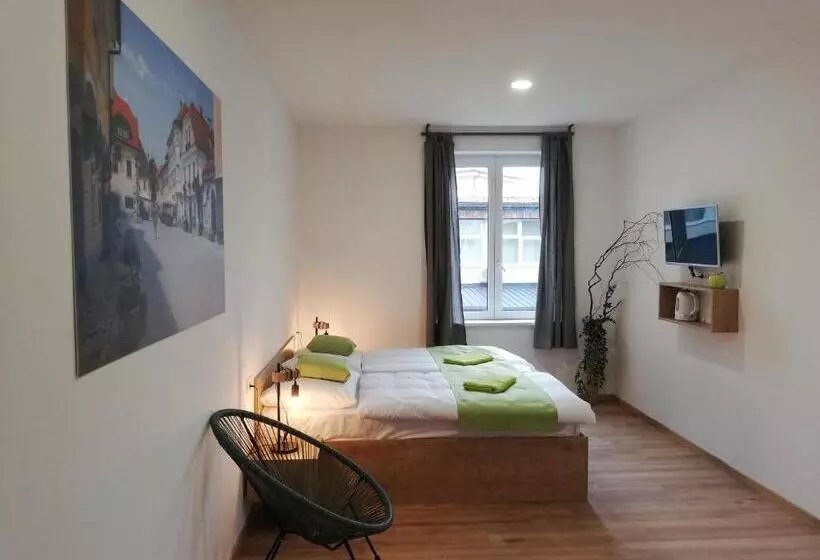 Life Hostel Slovenia