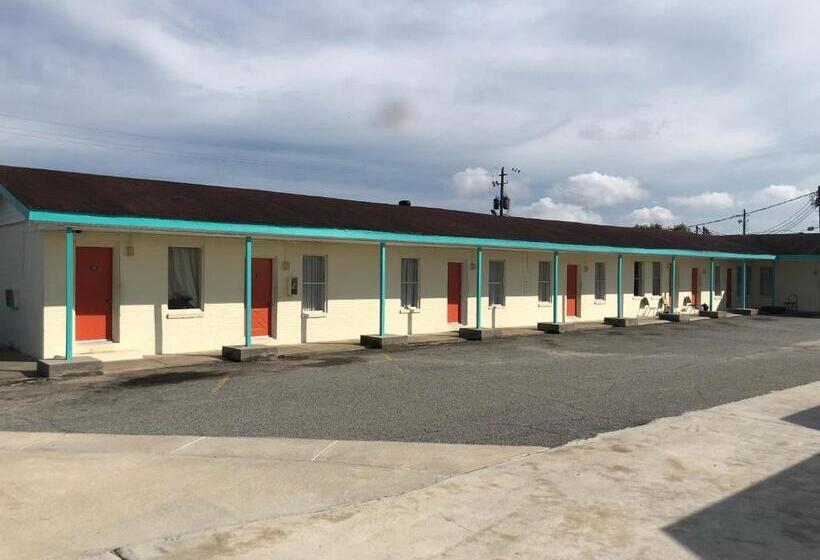 فندق على الطريق Budget Inn