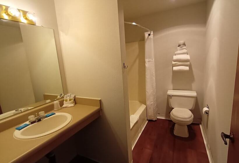 Мотель Packwood Lodge & Cabins