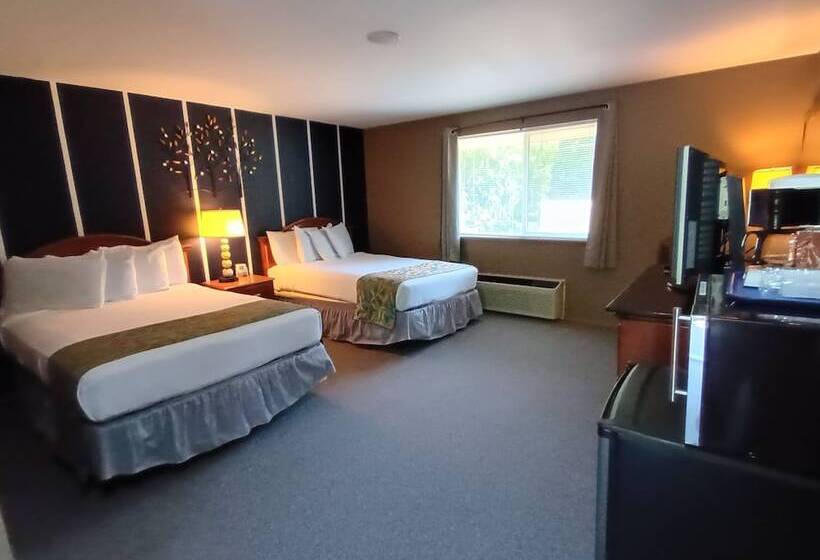 Мотель Packwood Lodge & Cabins