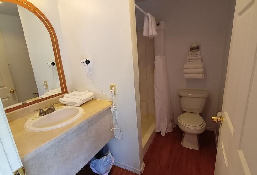 Мотель Packwood Lodge & Cabins