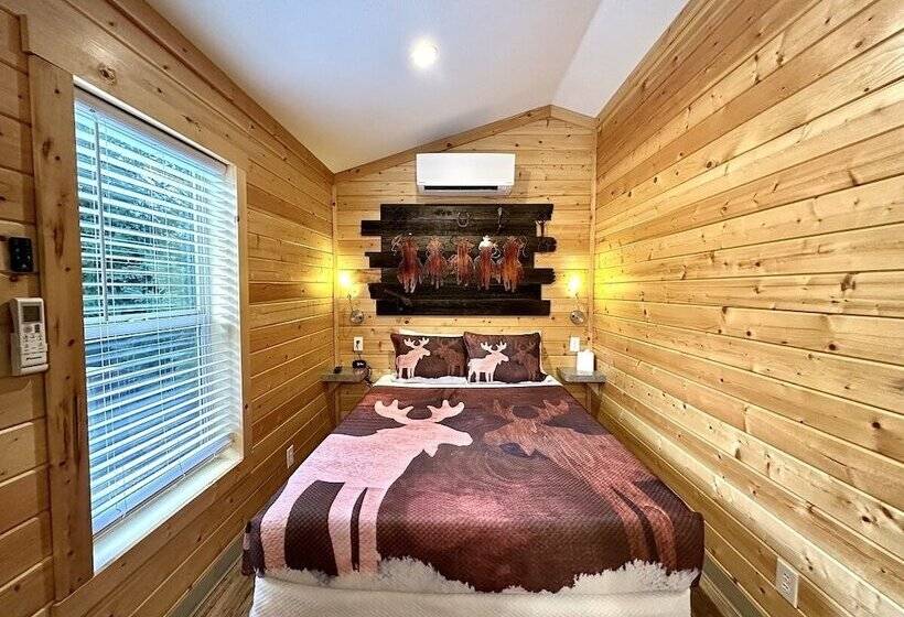 Мотель Packwood Lodge & Cabins