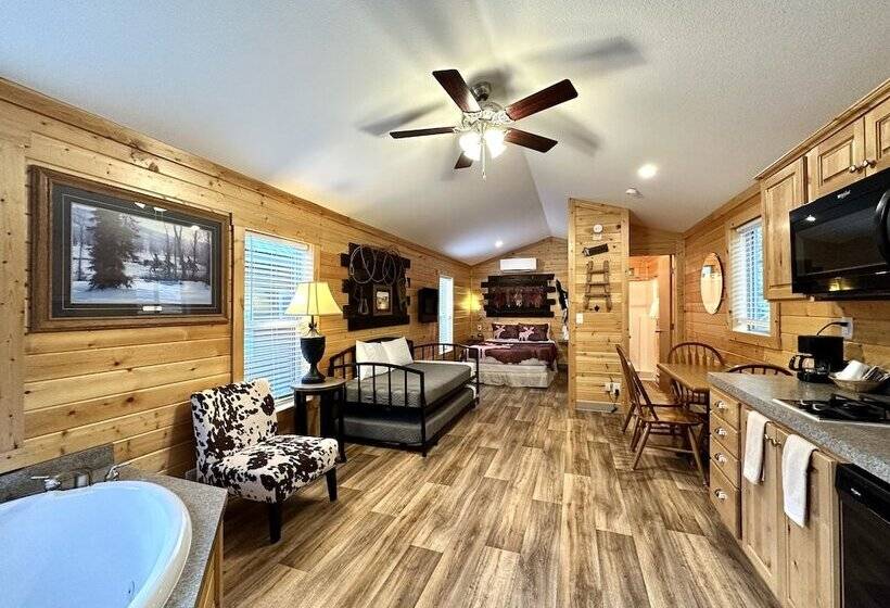 Мотель Packwood Lodge & Cabins