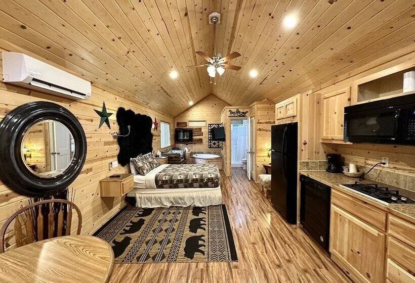 Мотель Packwood Lodge & Cabins