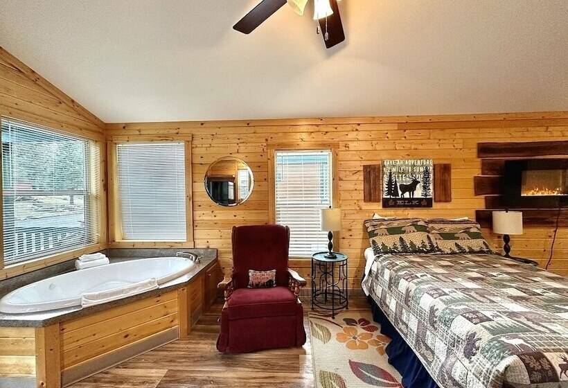 Мотель Packwood Lodge & Cabins