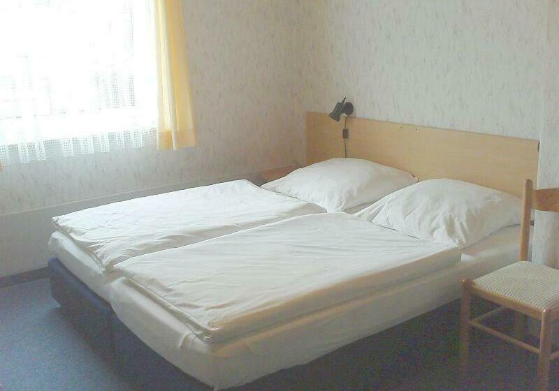 Pensão Gasthof Zur Krone