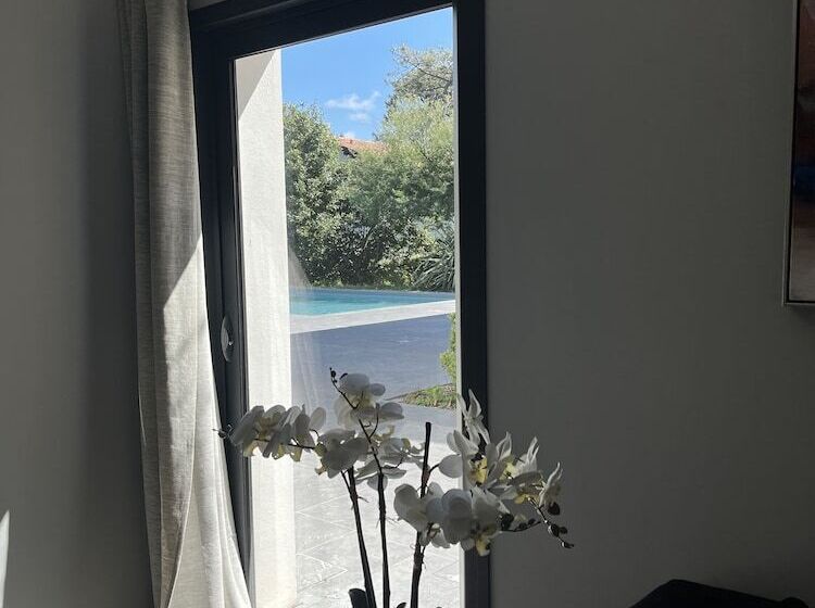 پانسیون Lafitenia Resort