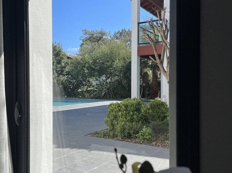 پانسیون Lafitenia Resort