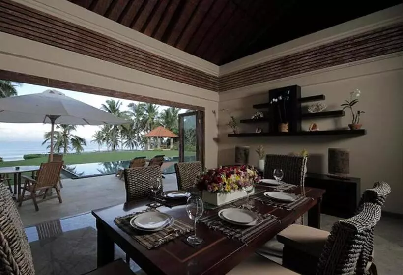 Majatalo Villa Rumah Pantai Bali