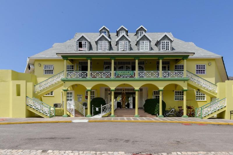 Sandcastles Deluxe Beach Resort