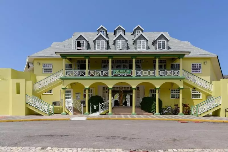 Sandcastles Deluxe Beach Resort