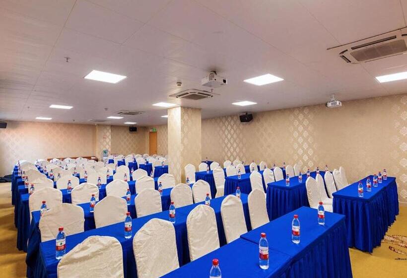 Vienna Hotel Shenzhen Longgang Ainan Road