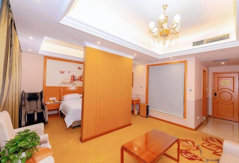 Vienna Hotel Shenzhen Longgang Ainan Road